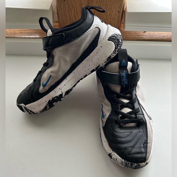 Boys Nike Freak 5 Shoes - Picture 6 of 8